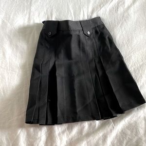 Black French Toast Pleated Skirt